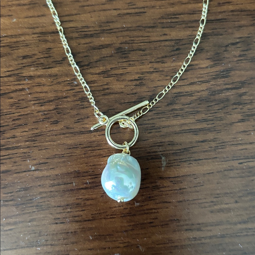 Gold Necklace with Freshwater Pearl Drop Pendant